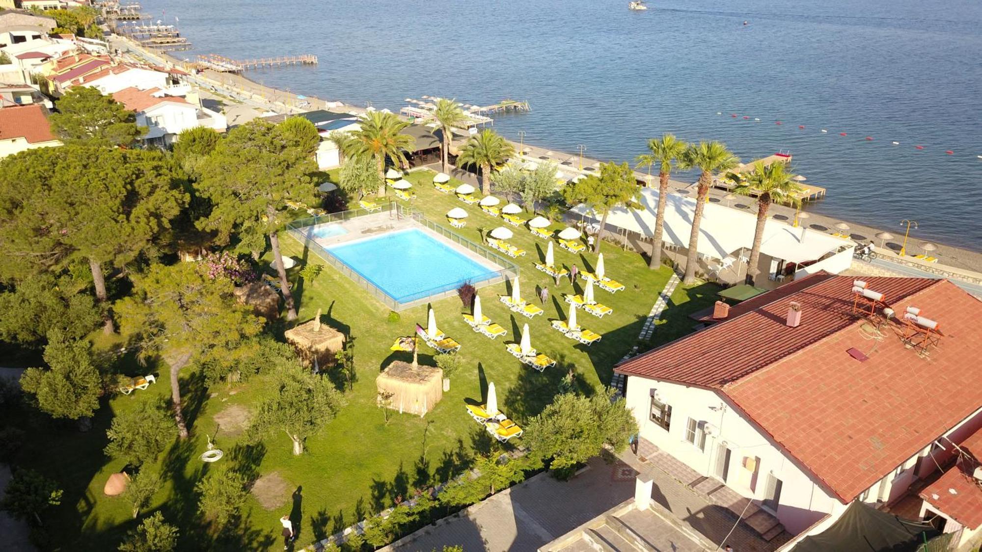 Palm Beach Hotel Кючуккую Екстер'єр фото
