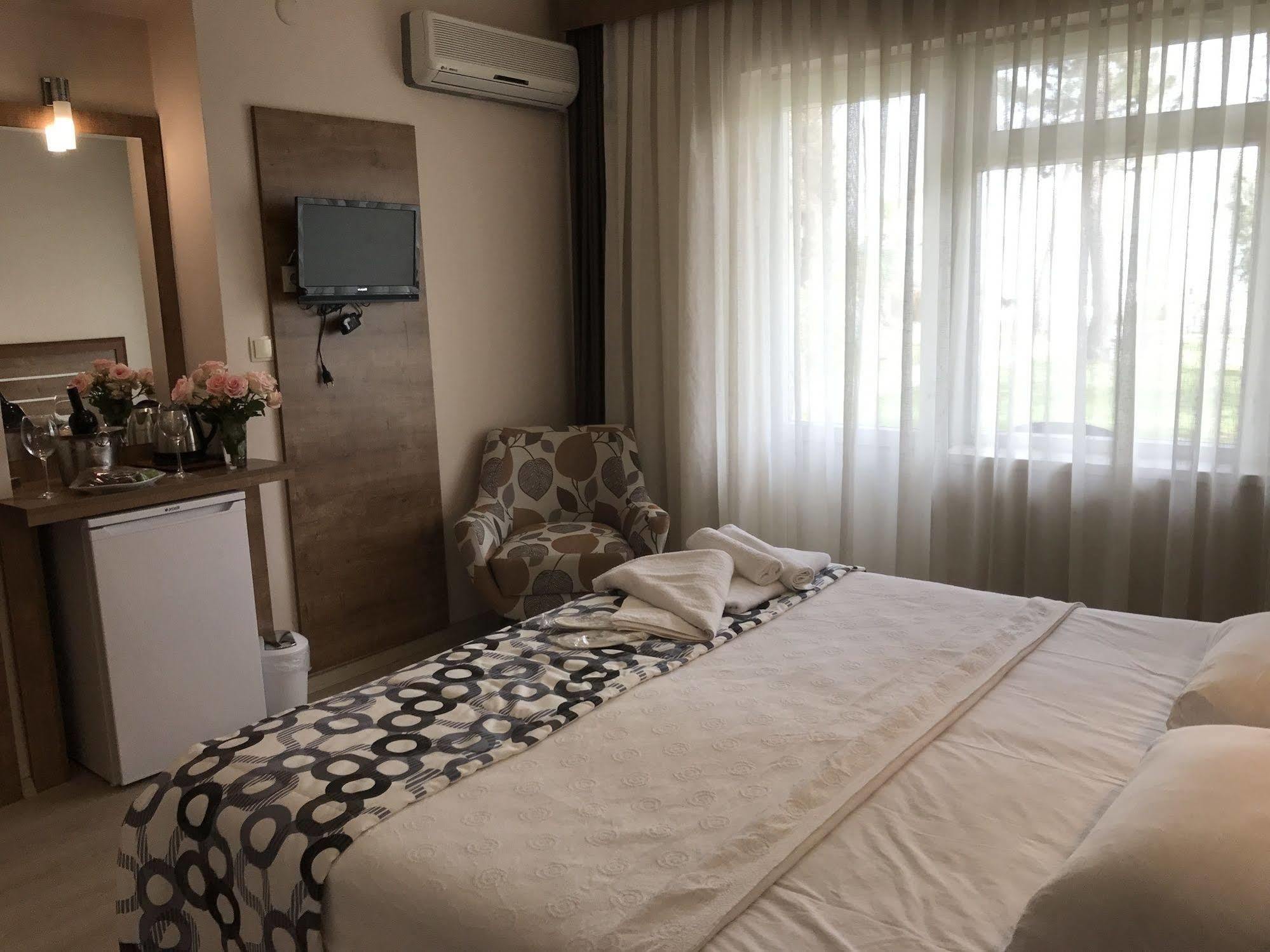 Palm Beach Hotel Кючуккую Екстер'єр фото